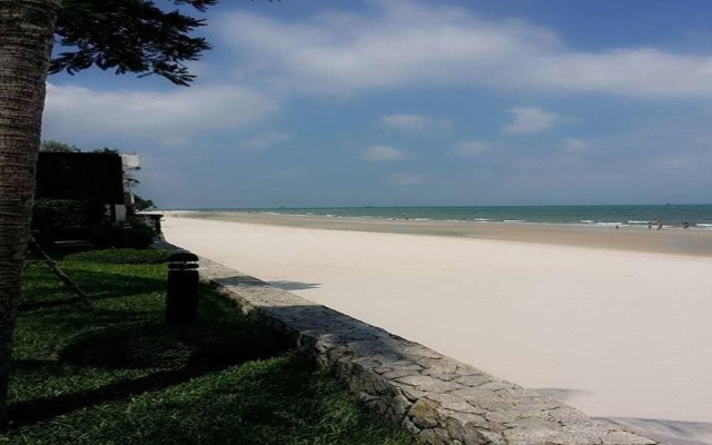 Baan Sanploen Huahin Condo By KK