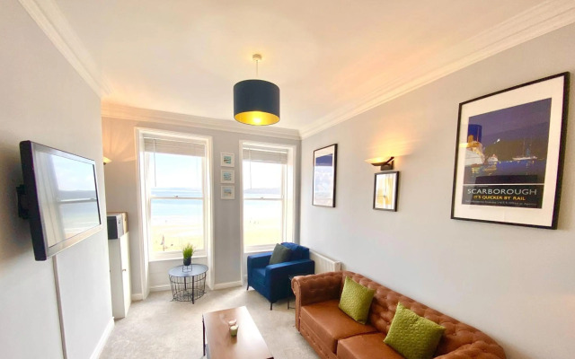 Scarborough Stays - Captain Bay Apartments