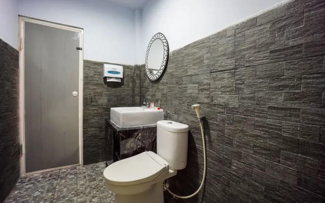 Oyo 955 Hotel Boulevard