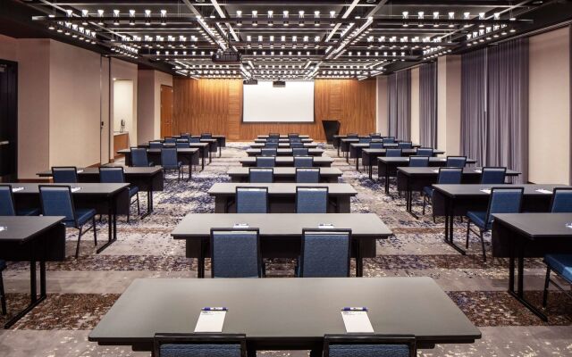 Hampton Inn Boston Seaport District