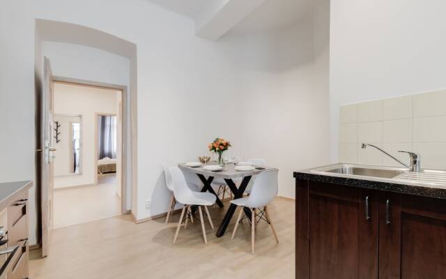 Riverside Family apartment in the center