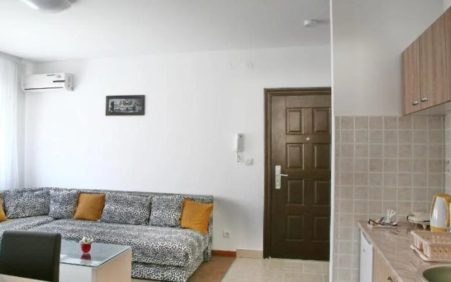 Lala Luxury Suites 4*