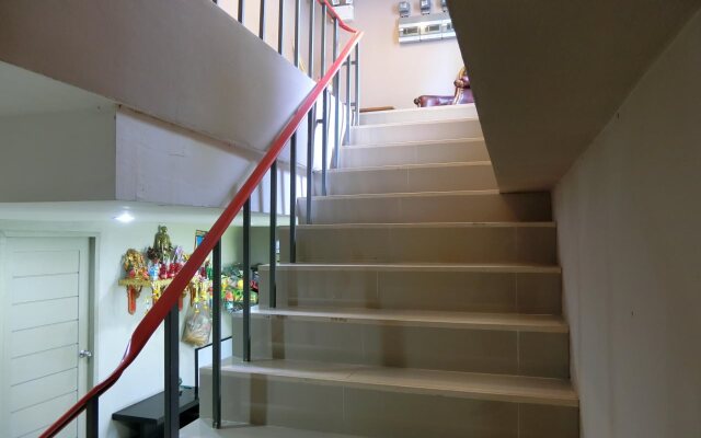 crystal suites pattaya
