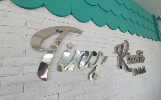 Tiny Krabi Hotel by Zuzu