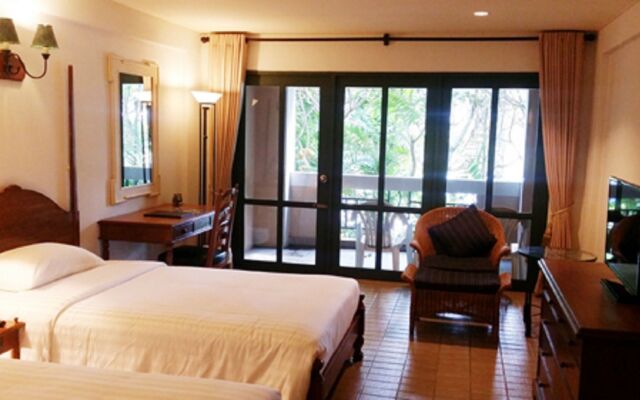 Lake View Resort & Golf Club