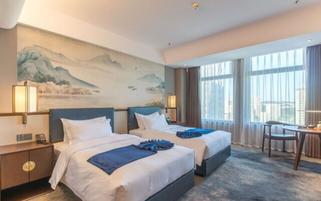 Rezen Dong Hotel (Changchun International Convention and Exhibition Center)