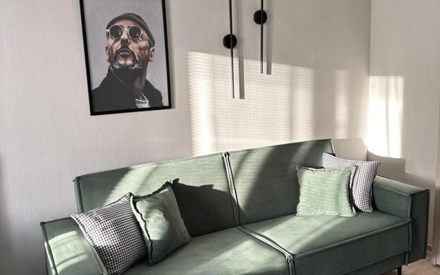 Апартаменты на проспекте Академика Cахарова 27