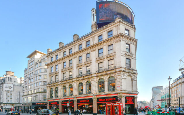 Piccadilly Circus Apartments