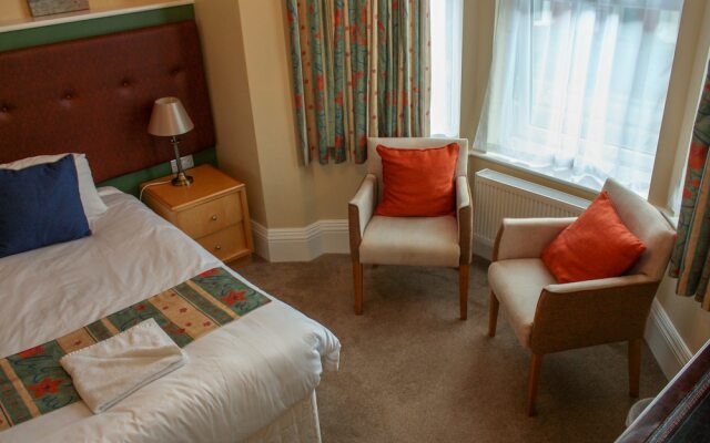 The Linden Leaf Hotel