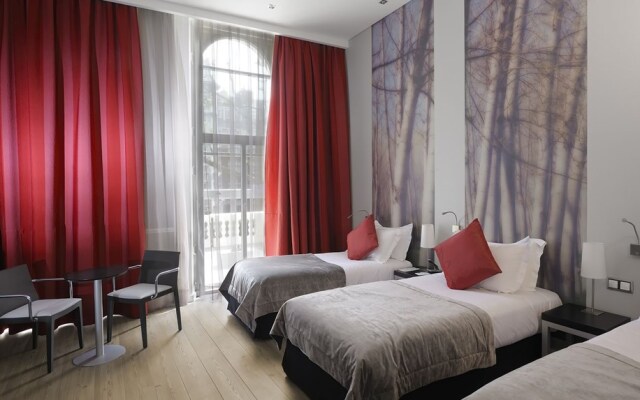 The Queens Gate Hotel