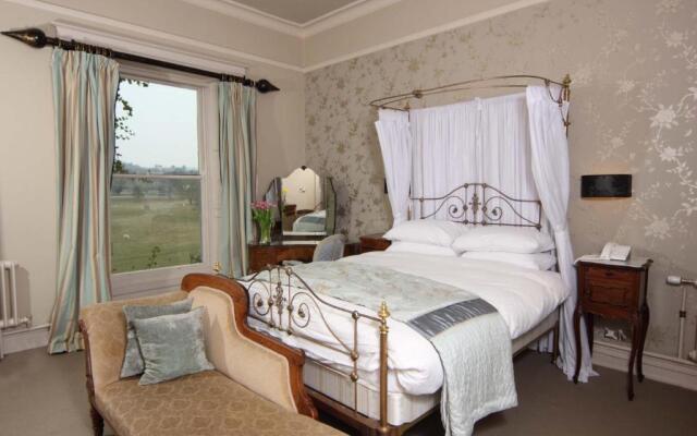Sweeney Hall Hotel