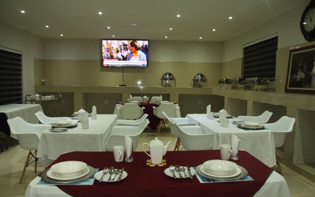 Naldorado Executive Villa