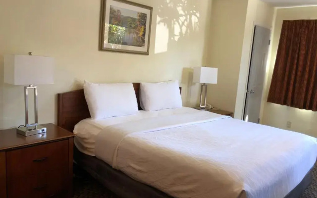 Monticello Motel