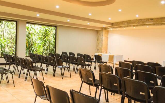 Montaña de fuego Mountain Resort & Spa