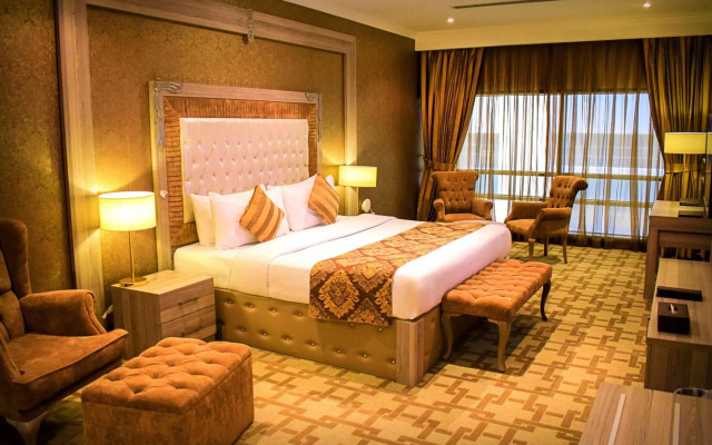 Sapphire Plaza Hotel
