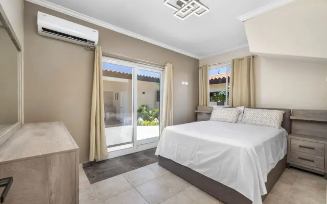 Luxury Noord 3 2 Villa - W Private Saltwater Pool