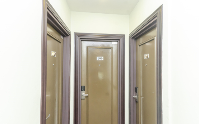 OYO 1214 Oro Hotel