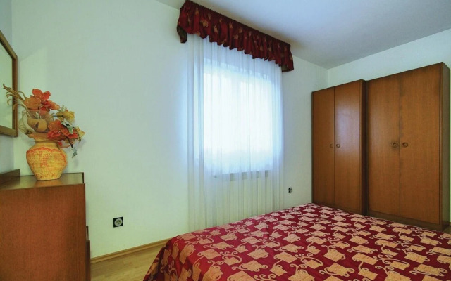 Amazing Home in Tar-vabriga With Wifi and 2 Bedrooms