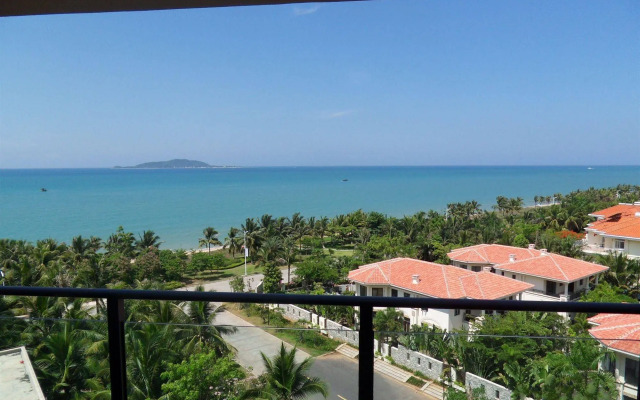18 Degrees Blue Holiday Apartment