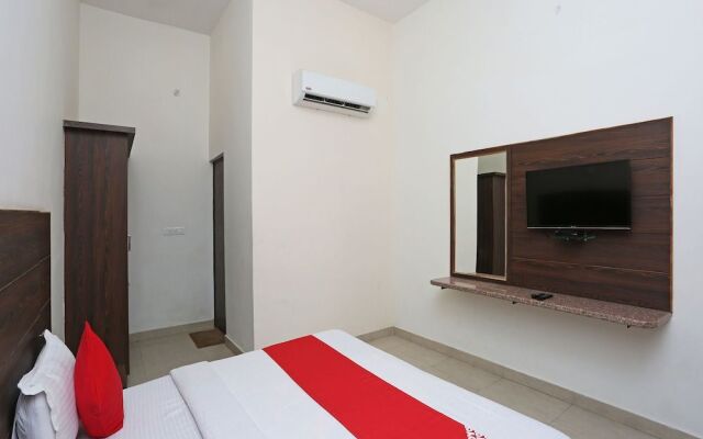 OYO 9490 Prakash Farm