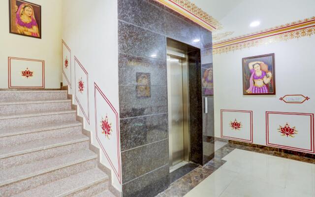 OYO Townhouse 640 The Royal Ville