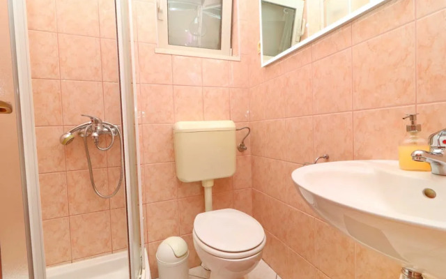 Seafront Apartments Anthony