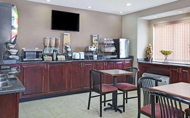 Microtel Inn & Suites By Wyndham Charleston Wv