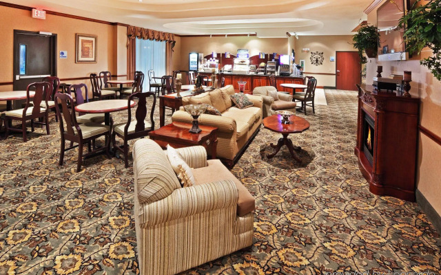 Holiday Inn Express & Suites Woodward by IHG