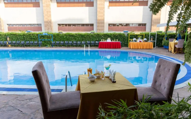 Maxland Hotel