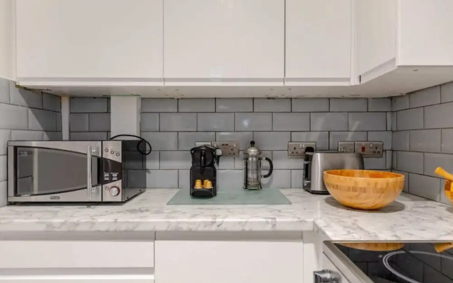 Central & Stylish 1BD Flat - 8mins to Greenwich!