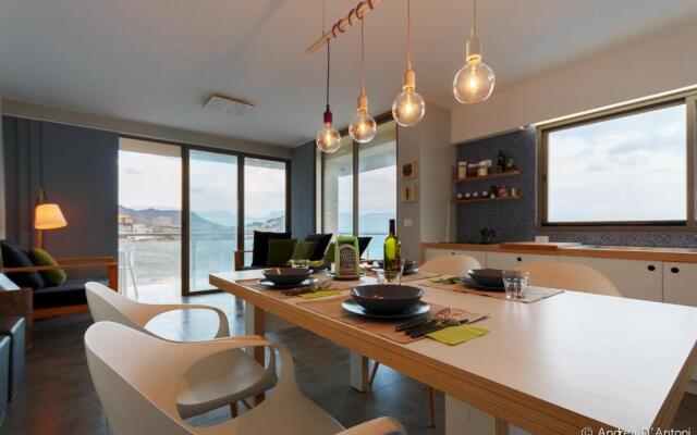 Seafront Holiday House on the Mindelo Bay