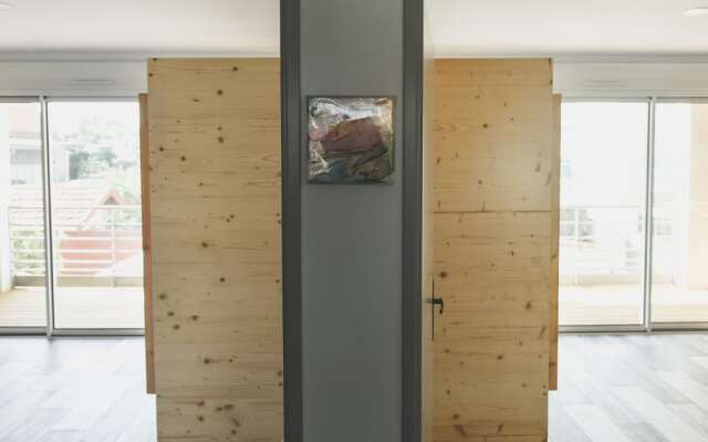 Body surf house