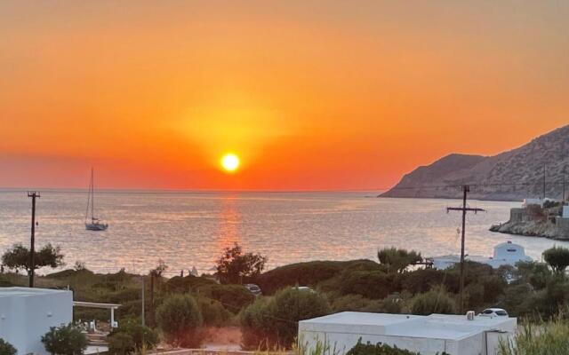 Alkyonis Sunset Suite