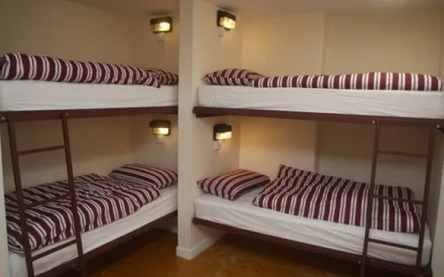 Lanigan's Hostel