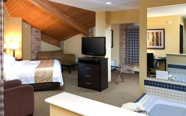 Quality Inn & Suites Sun Prairie Madison East
