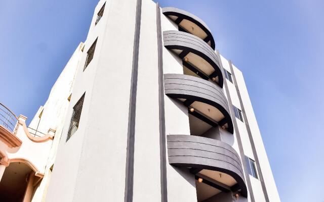 City Tower Inn by OYO Rooms