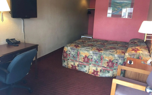 Motel 6 Sullivan, MO