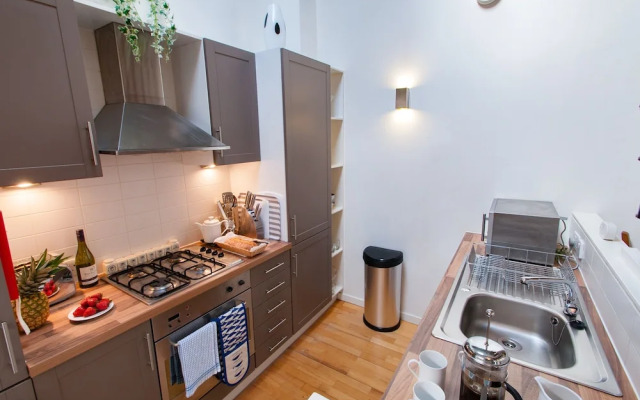 Royal Mile Apartments