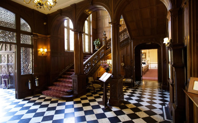 Tylney Hall