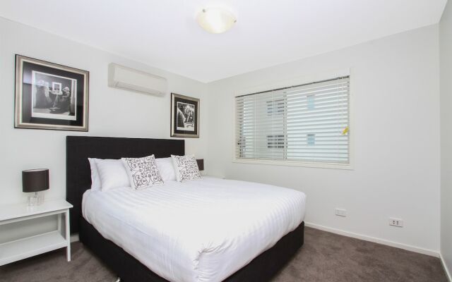 Accommodate Canberra - Braddon 33