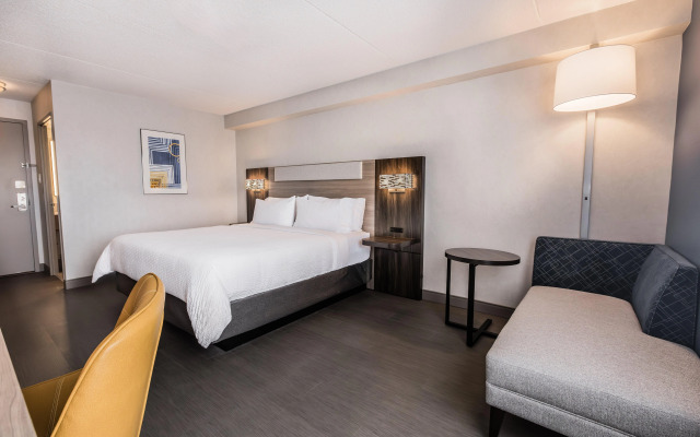 Holiday Inn Express Toronto - North York by IHG