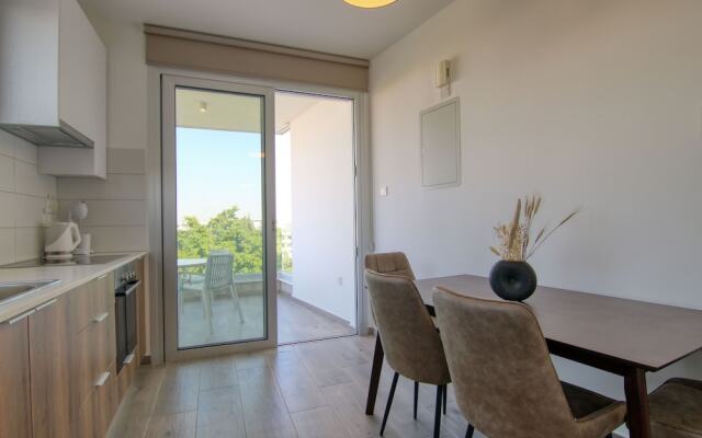 Phaedrus Living Coral Suites Aquatic