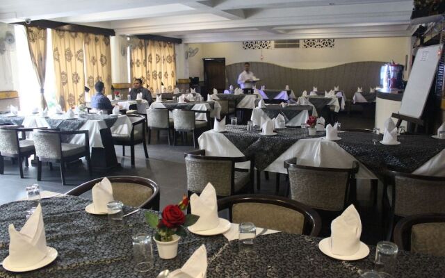 Hotel Mohan Continental
