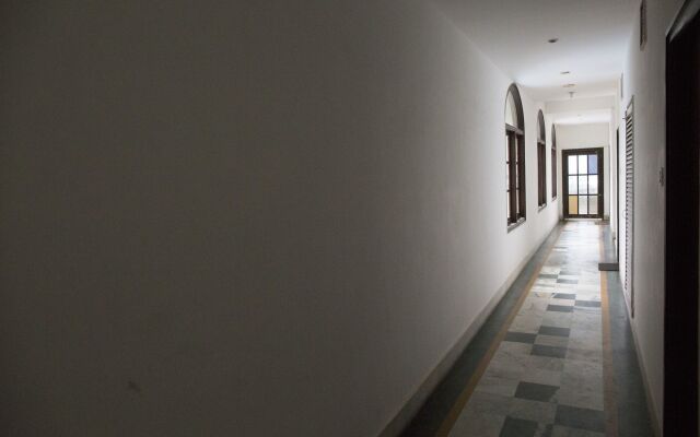Hotel Sea Palace By OYO Rooms