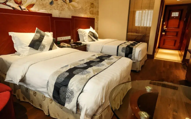 South Pacific International Hotel
