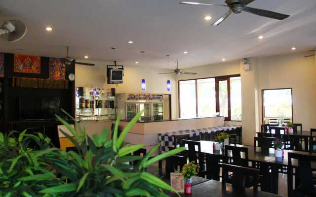 Royal Tycoon Place
