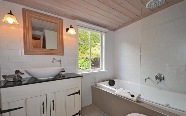 Adelaide Hills Retreats