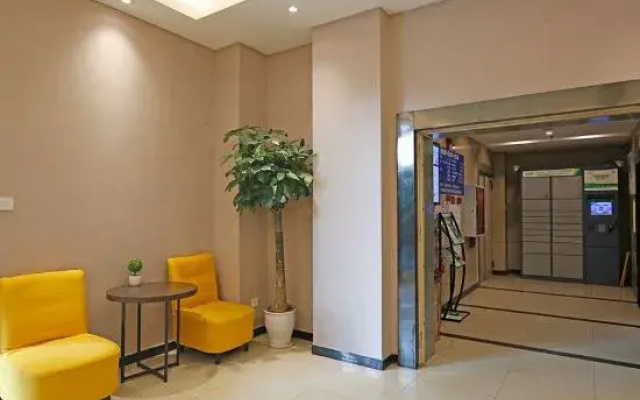 Ripple Hotel (Chengdu Shuhan East Road Yipin Tianxia Metro Station)
