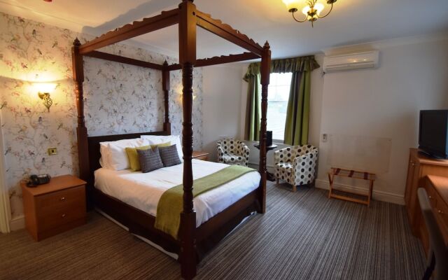 The Riverhill Hotel  Restaurant