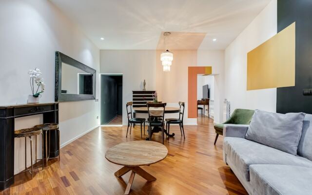 Beautiful unique apartment in Piazza Navona